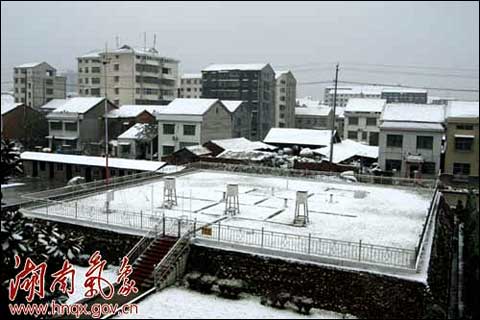 湖南常德迎初雪 11月白雪盖地从未有过_天气预报