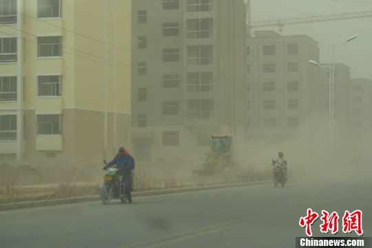 甘肃西部遭遇今春首场大风沙尘袭击|沙尘|甘肃