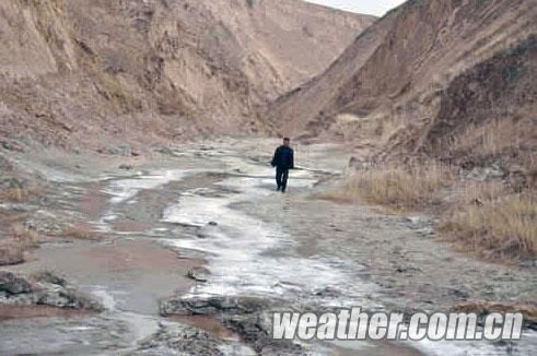 甘肃环县155天无降水 干旱致八万人受灾|甘肃