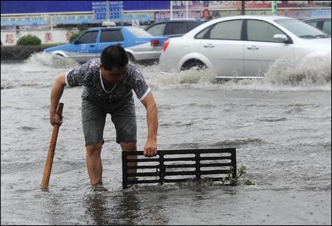 安徽现入梅来首场大范围强降雨 29日前雨不停