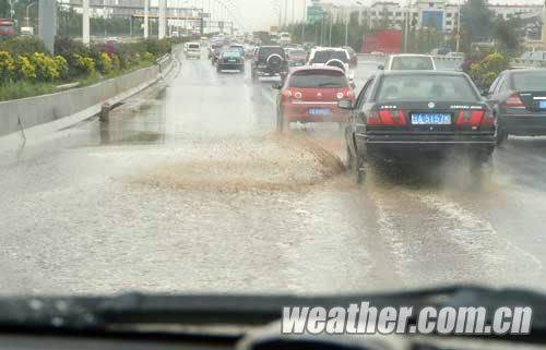 昆明迎来6月第二场大雨|昆明|大雨|水库_新浪天