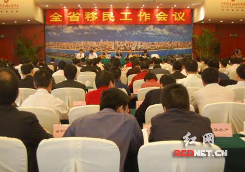 中国人口增长率变化图_农民人均纯收入增长率