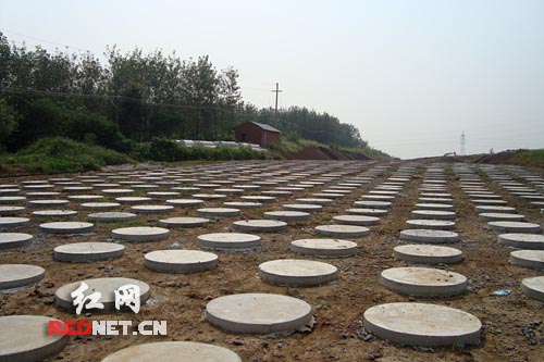 1600余名铁道湘军奋战京沪高速铁路(组图)