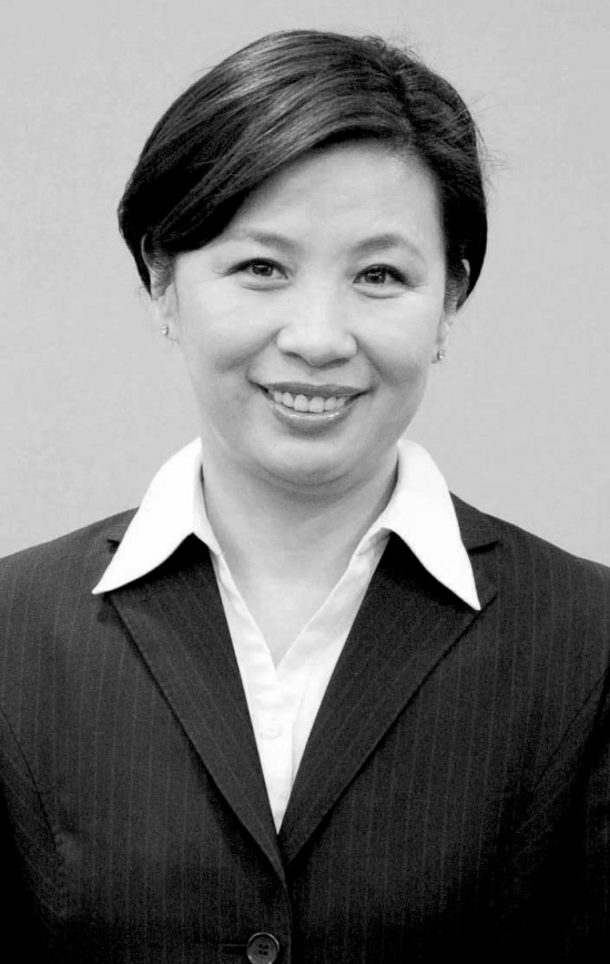 为特困学子点燃求学希望