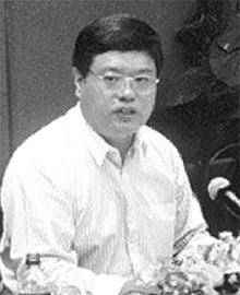 图文:许满刚被中纪委带走