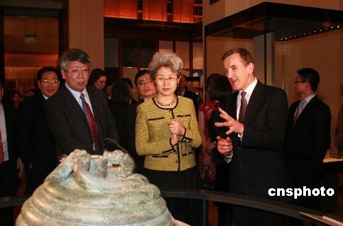 图:中国驻英大使傅莹出席伦敦"上海周"开幕式(3)