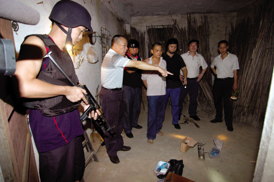 图纸+钢材+切割机制出枪支