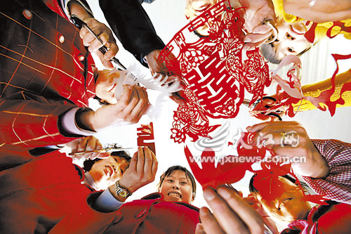 瑞昌剪纸:朴素民风剪出来(图)