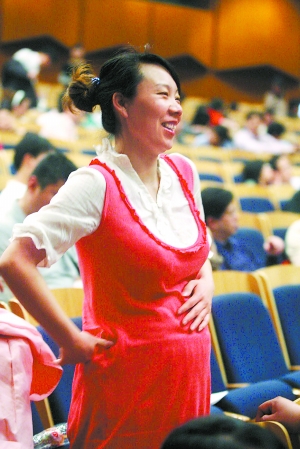 在妈妈肚里听音乐