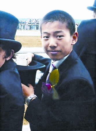 13岁少年考取英国贵族学校