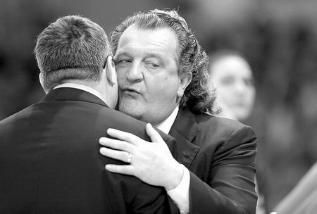 拥有俄以双重国籍的商界大亨 俄前克格勃间谍