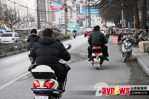 电动车新规尚未行 引出话题一大串(图)