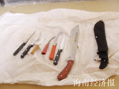 文昌四初中生表示被抓抢劫不屑称派出所有人重阳节特殊作文的初中图片