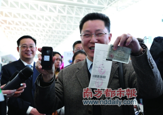 武广高铁买票有四种方式 预售期20天,分磁卡和