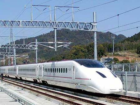 中国动车组与日本新干线之比较