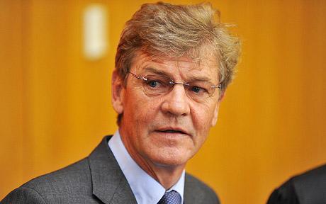 摩纳哥卡罗琳公主现身德国法庭 帮偷腥丈夫打