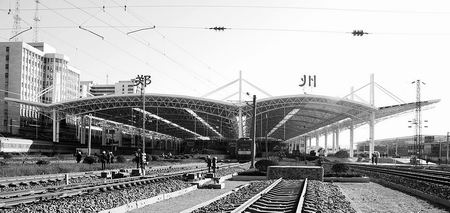 郑州火车站西出口主体工程全部完工