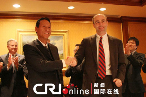 上海振华重工与美国最大码头运营商签订大额采