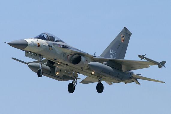 ����Ա����F16���۳�̨�������ս���ϴ�½