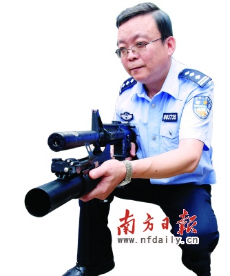 治爆缉枪保世博平安