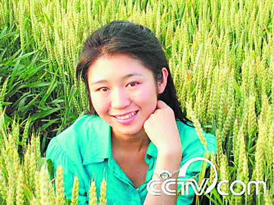 央视美女记者身陷泰国枪战