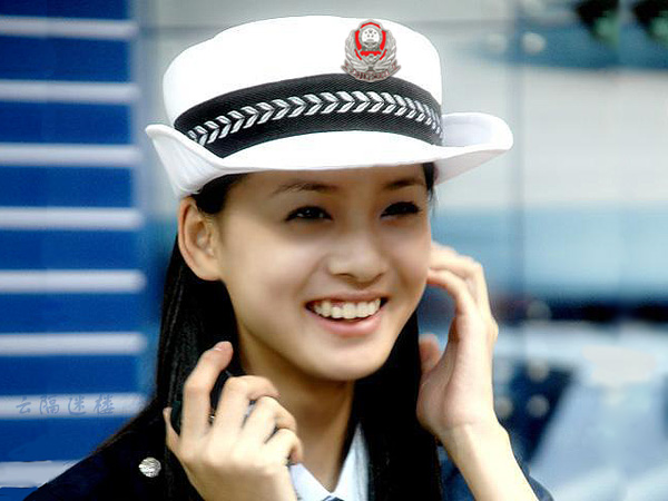 各国绝色<em>美女交警</em>(组图)_新闻中心_新浪网