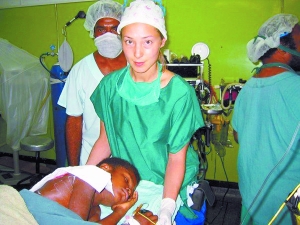 10名国际医疗志愿者在阿遇害