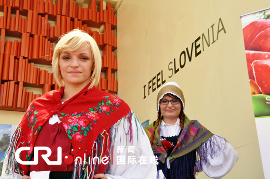 斯洛文尼亚馆志愿者妮娜:回国后要开个汉语幼儿园