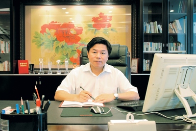 我们把客户当朋友,好东西当然要与他们分享." ——吴宏波