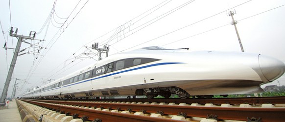 世界最快列车驰骋沪杭高铁