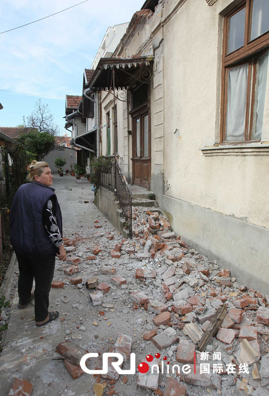 塞尔维亚发生5.3级地震17人死伤(高清组图)