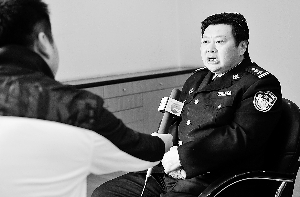 网络再现官员腐败日记 网友按图索骥找到疑似