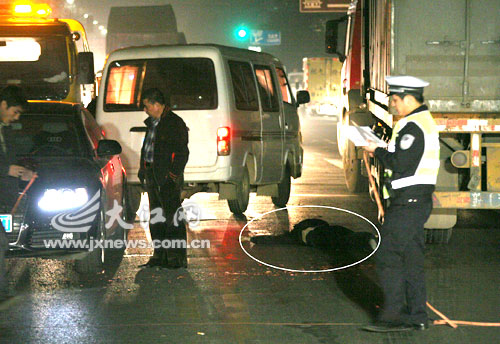 七天连发三起车祸+南昌迎宾大道成魔鬼公路