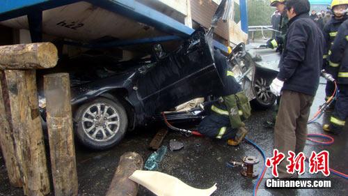 ͬ�����ٲ۹޳��෭ѹ�Ͻγ����һ��һ��