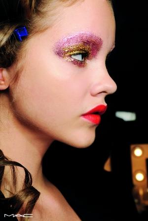 һ������к죨2��