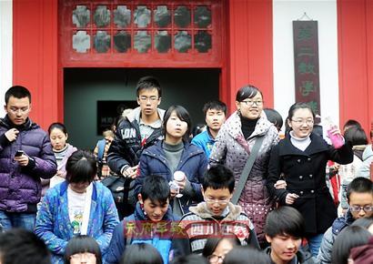 �������е�Ʈ��³Ѹ���ԡ�Ҫ˵ɶ