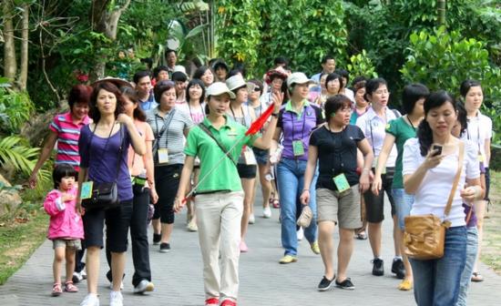 ѽŵ�ﾰ����60�꺣��Ů�Ը�Ů�ڿ������԰