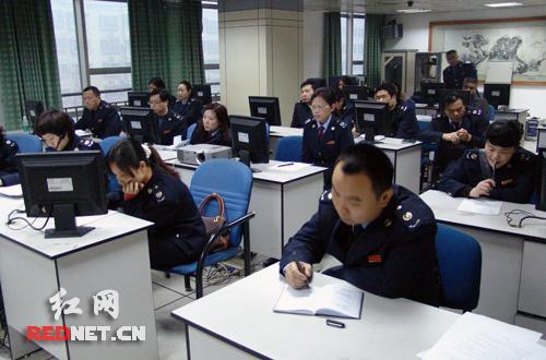 ���ݹ�˰����ִ������ڸɲ���ѵ������š�