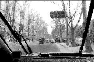 ����˵�����Ŷ��ж�ߣ�