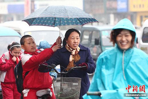 ɽ��ӭ��2011���׳��������������½�