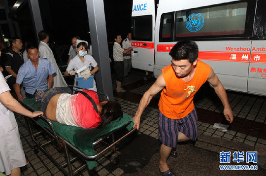 温州23中学临时设置为温州动车事故乘客安置