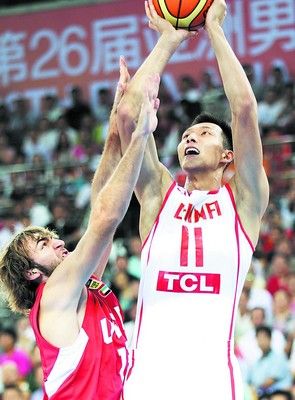 2011年男篮亚锦赛获三连胜