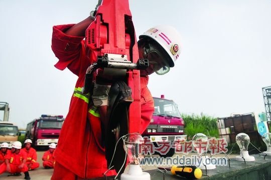 ����ϸ��Һѹ����ƹ����