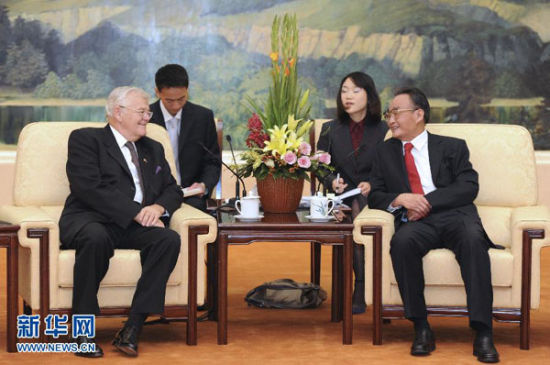 10月9日国内经济新闻_2013年国内十大经济新闻(3)