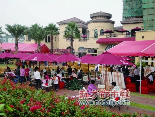 深圳万科两新盘开放营销中心