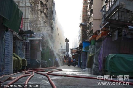 香港旺角花园街大火已酿9人死亡20多人伤
