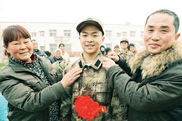 少林小子应征入伍