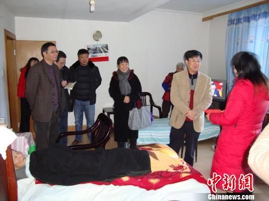 ����ʡ�������󴺸���ϯ������ɽο�ʹ����Ⱦ�