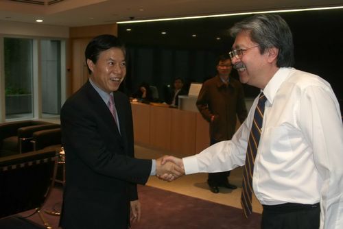 商务部官员在港考察内地对港农副产品保供工作