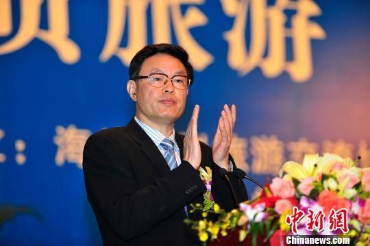 ����ΰ��2014������˫������������1000���˴�